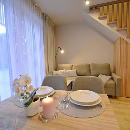 Apartamenty Bryza - Baltycki B-06 Z Tarasem, 100M Od Morza Swinoujscie Exterior photo
